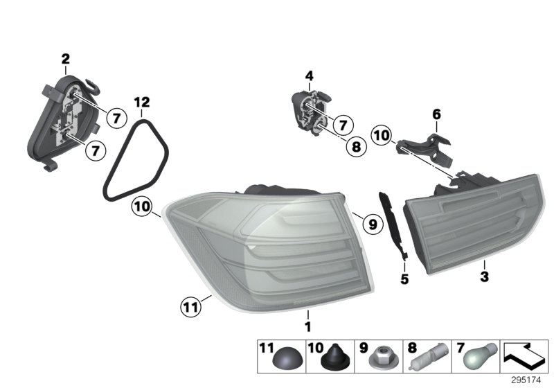 3B13 Rear Light-63_1341