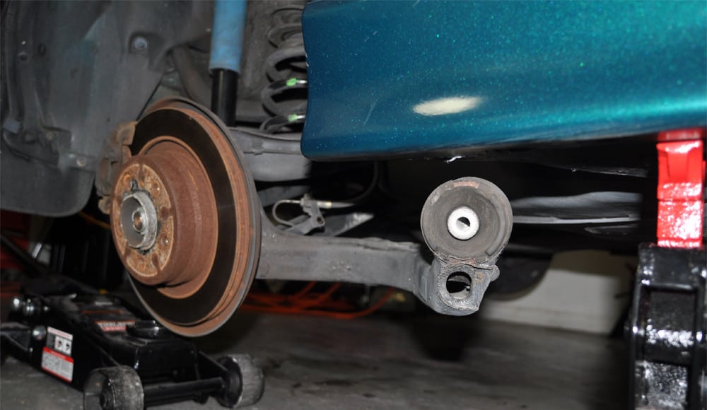 rear trailing arm bushings replacement
