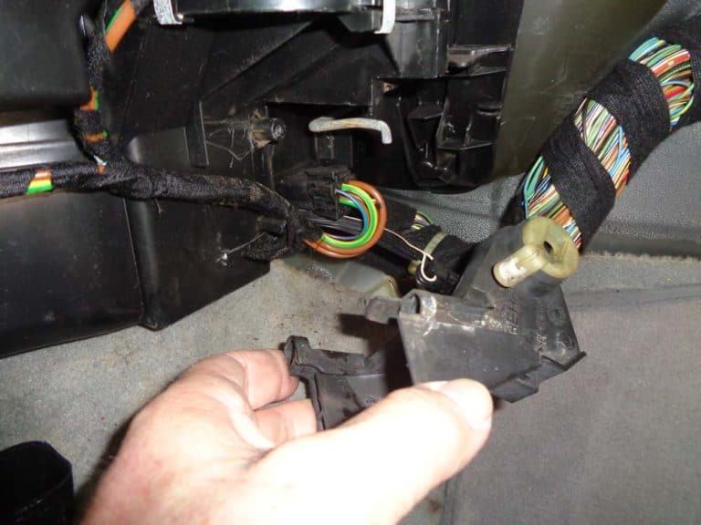 BMW E46 Blower Resistor Replacement 19982006 3 Series All Models