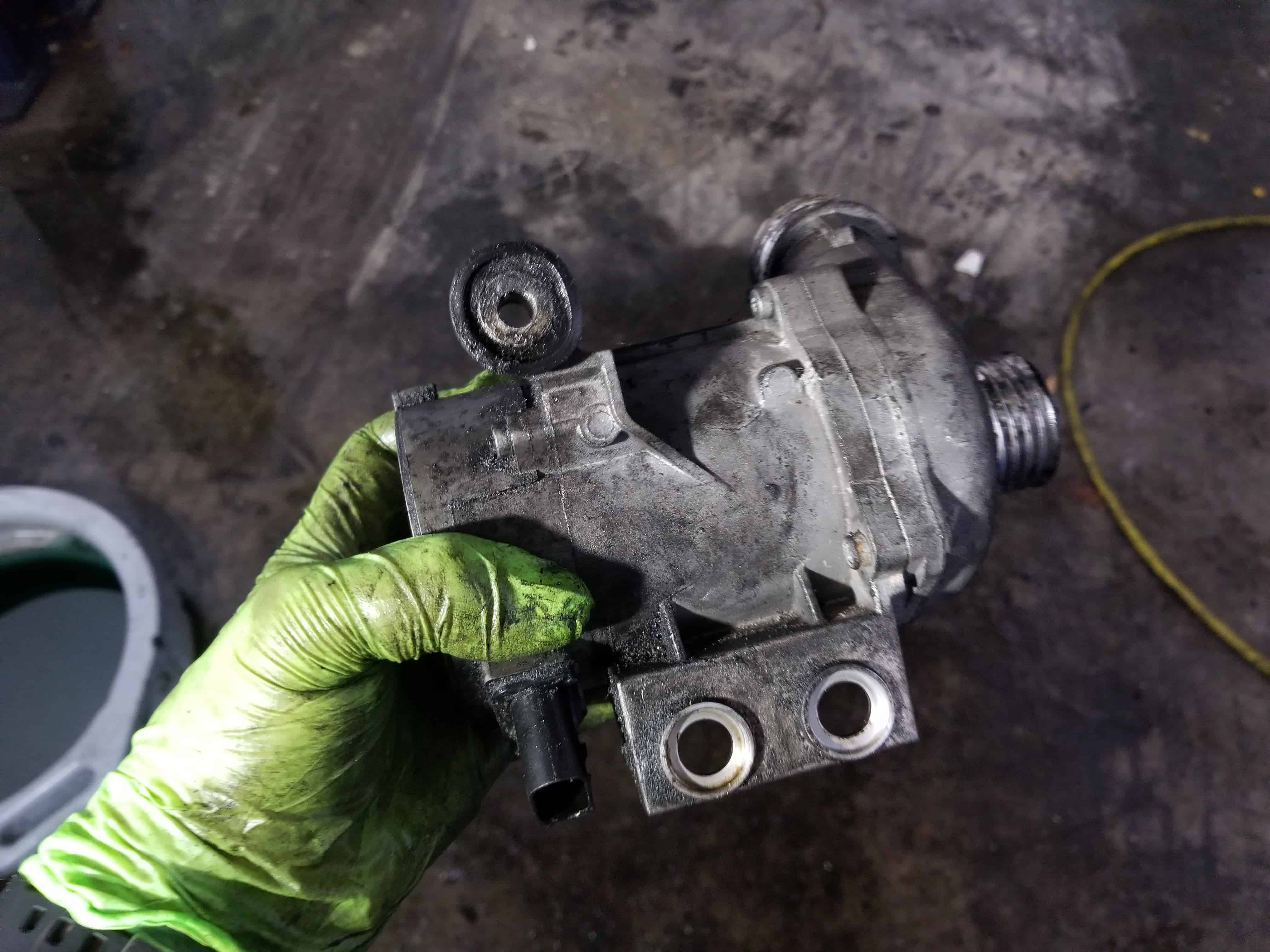 BMW E60 Water Pump Replacement - 2006-2010 5 Series - N52 6 Cyl