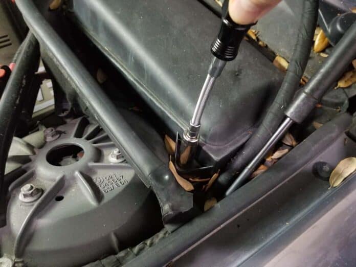 BMW Fuel Injector Replacement N62 8 Cylinder 5,6,7 and X5 Series