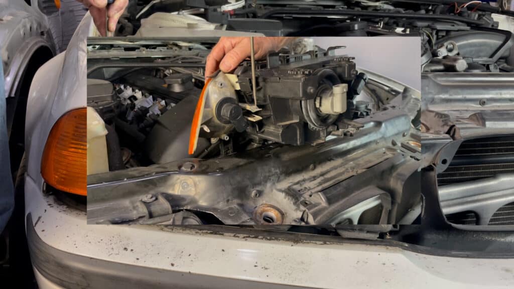 BMW E46 Headlight Removal 19992005 3 Series Sedans/Touring