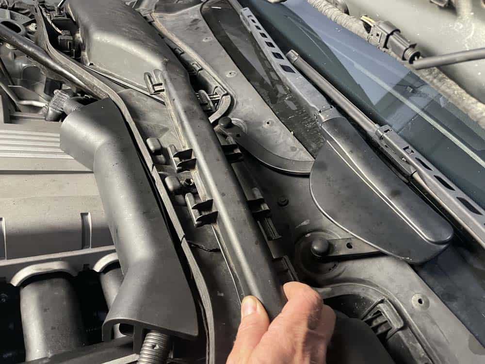 Remove the cabin filter cover from vehicle