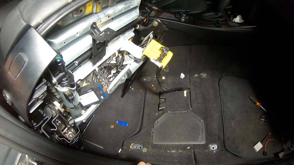bmw e90 seat occupancy sensor repair - Tilt the seat back so the wiring harness can be accessed