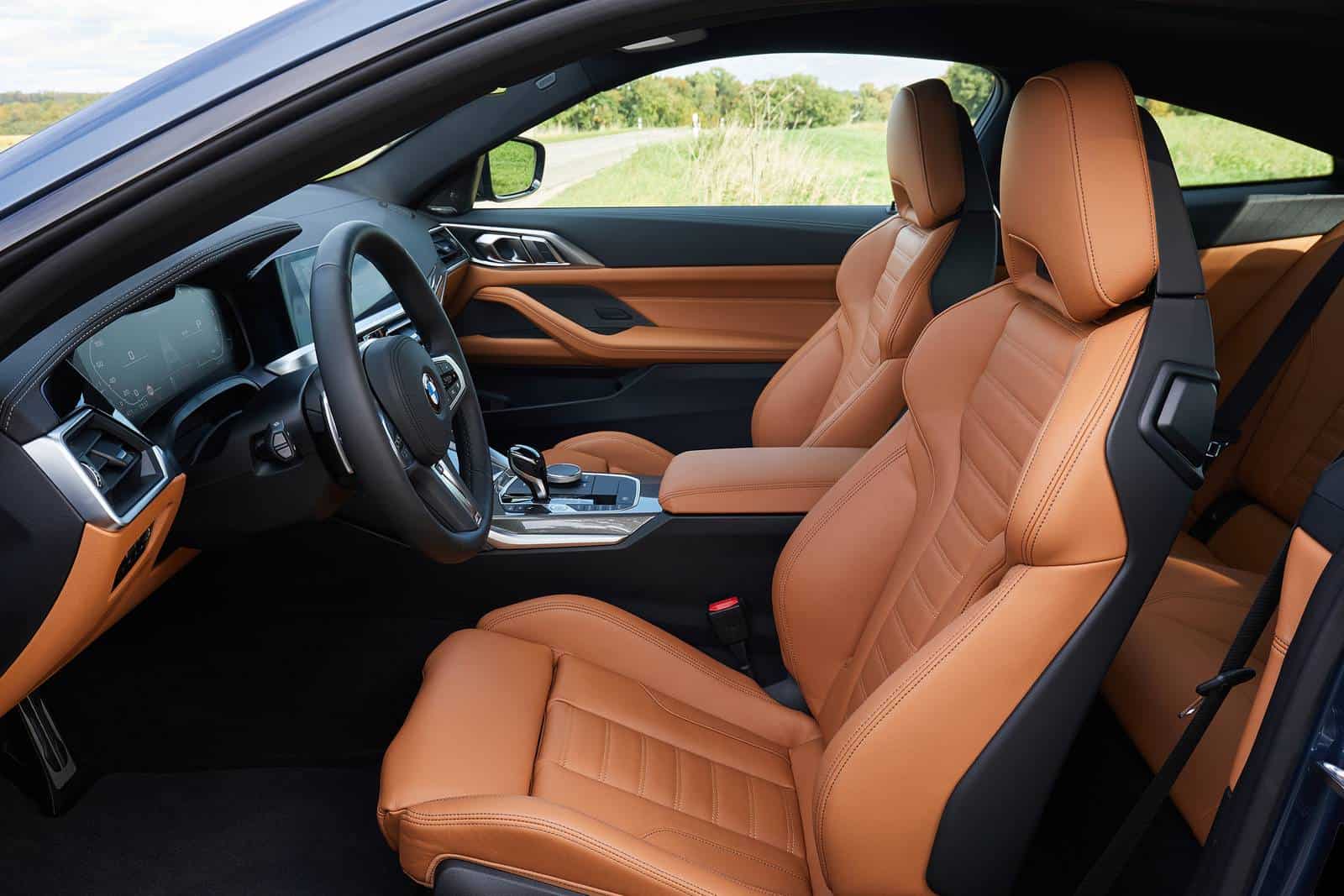2022 bmw 4 series - front seats