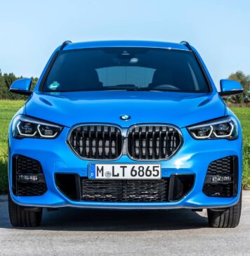 2022 bmw x1 front view