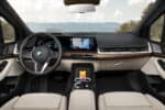 2022_bmw_2_Series_active_tourer_interior_01