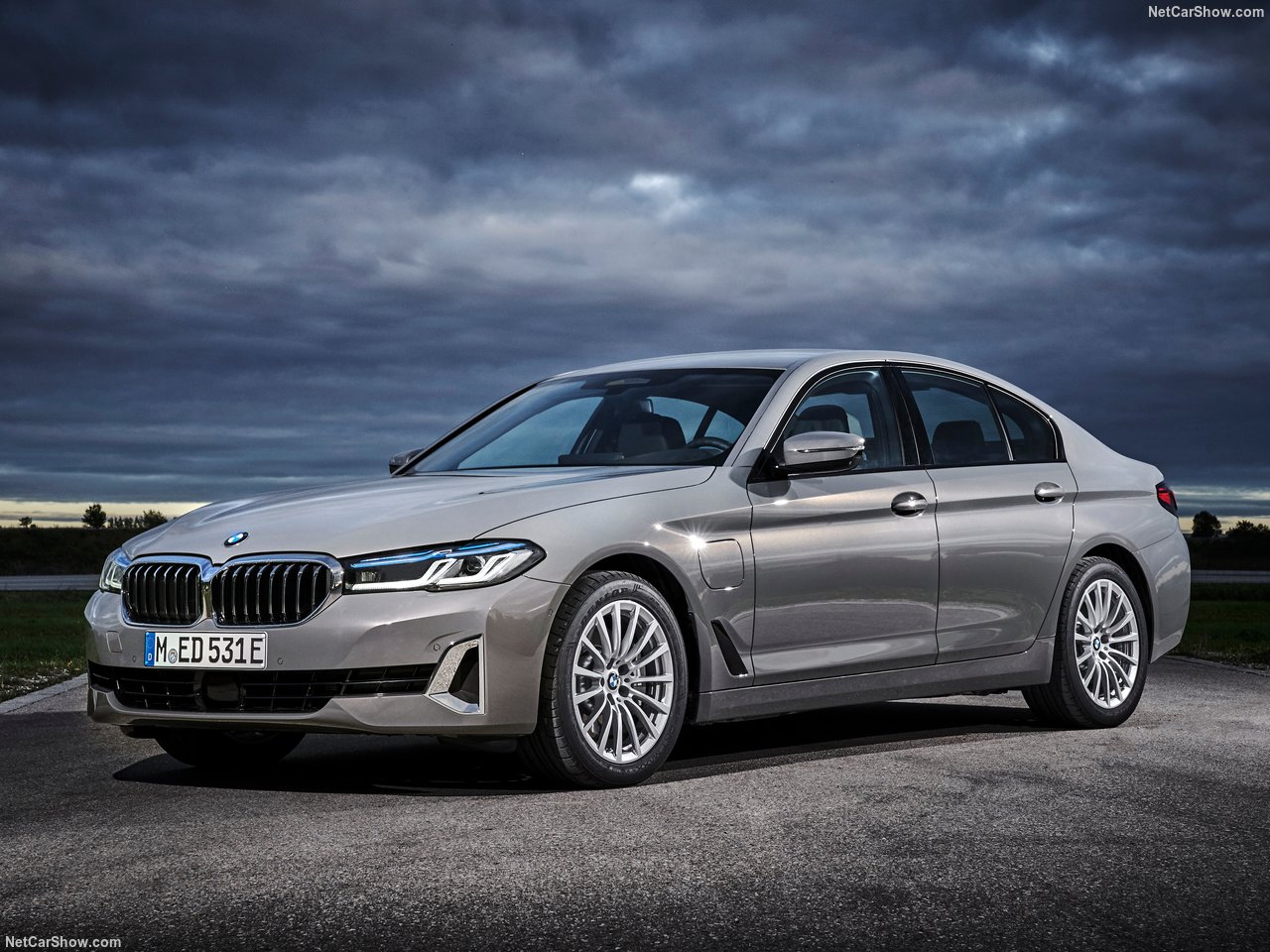 BMW-5-Series-2021-1280-02